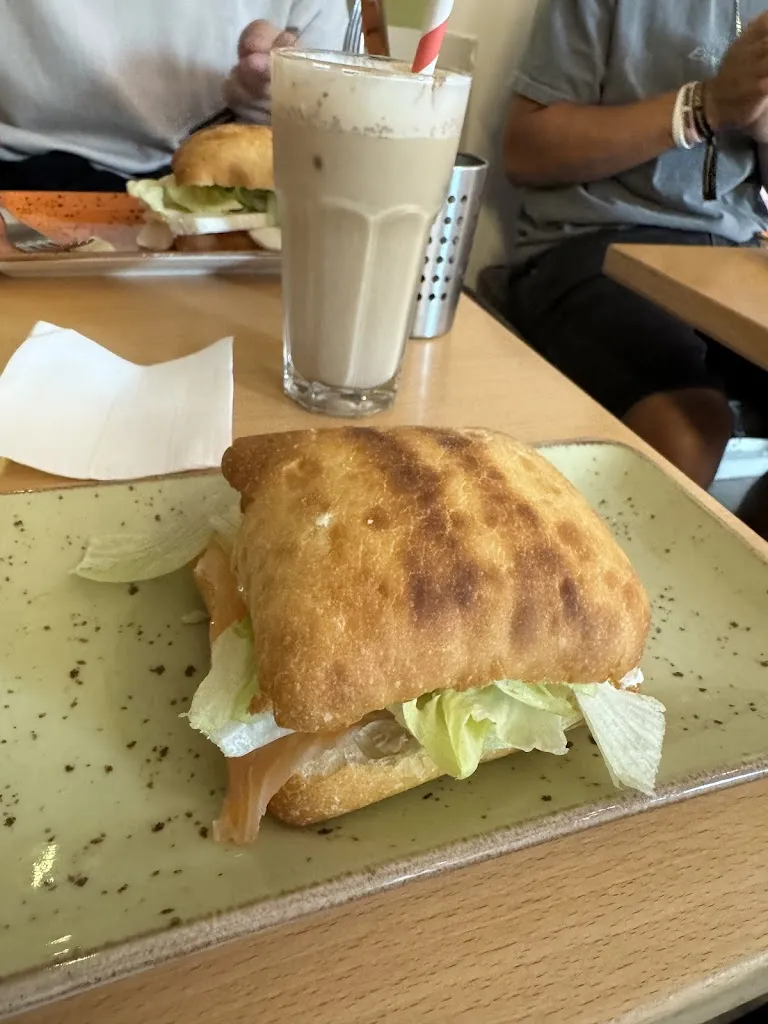 Anthony Ford_El Patio Vertical_Muros_recensione