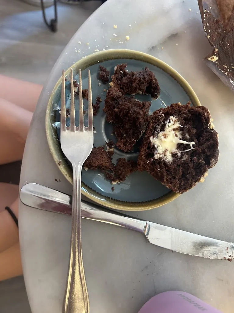 Melanie Kostrzewa_El Patio Vertical_Muros_recensione