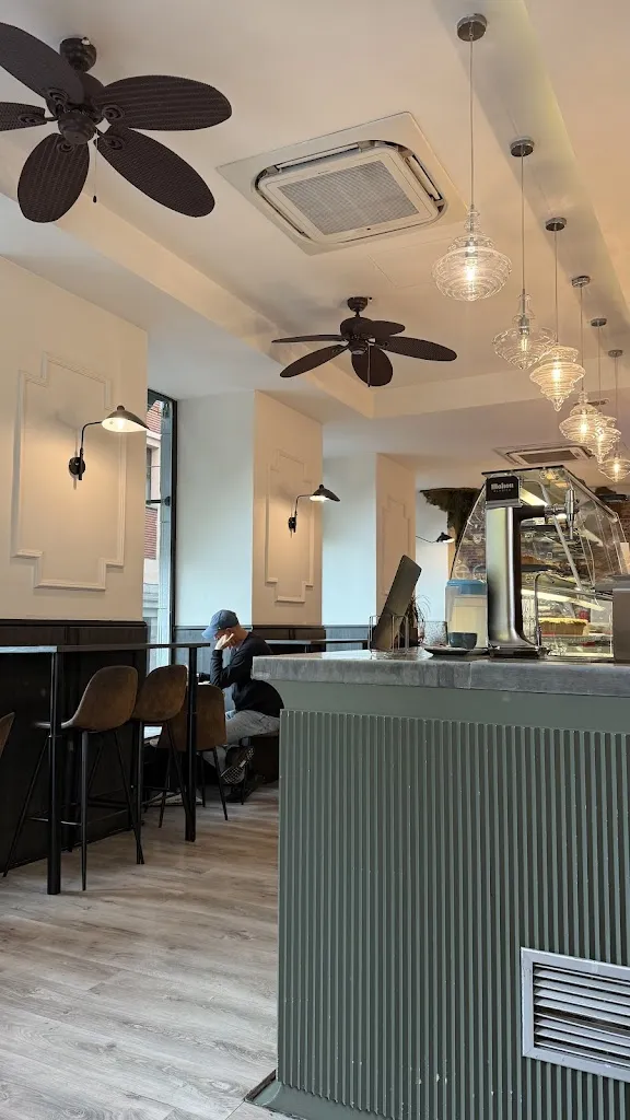 El Patio Vertical_Muros_slider_image_3