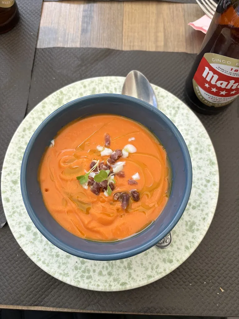 Xuxi_Azzurro_Guareña_recensione