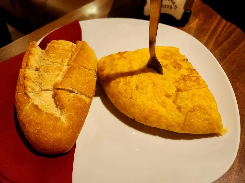 Nicolaz David Perez Mesa_Medieval Abbey_Guareña_Bewertung