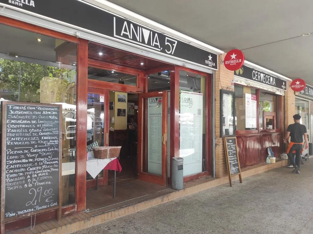 Lanivia restaurant in Guareña