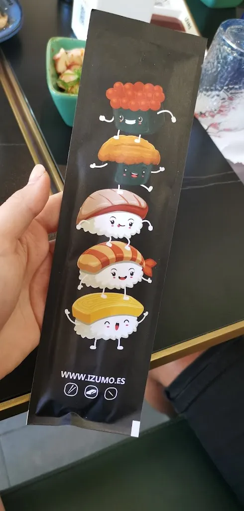 Daniela Davila_Izumo Aluche_Guareña_recensione