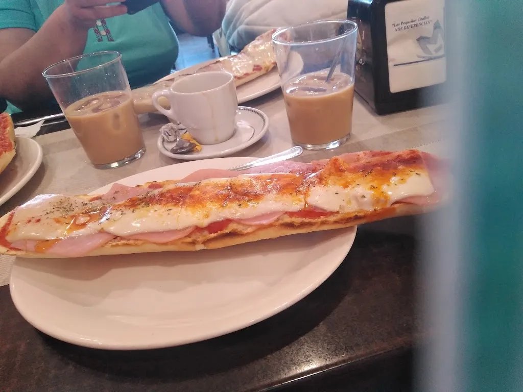 Menu_Cafetería-Restaurante Cuzco_Guareña_image_3