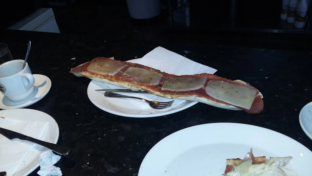 Menu_Cafetería-Restaurante Cuzco_Guareña_image_5