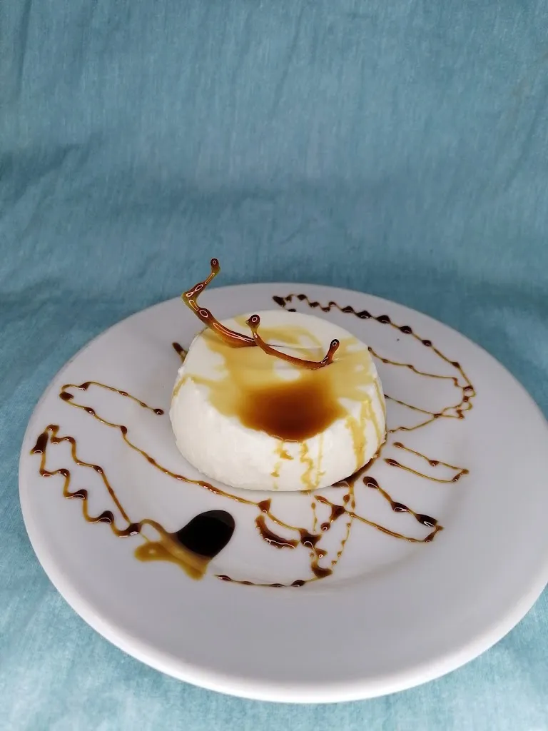 RESTAURANTE BAR LA RESERVA_Guareña_slider_image_1