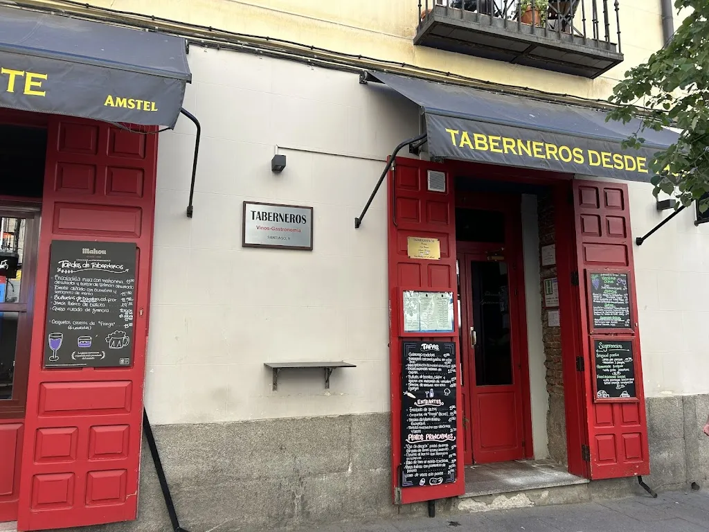 Marce T_Restaurante Taberneros – Taberna de vinos en centro Madrid_Jerez de los Caballeros_recensione