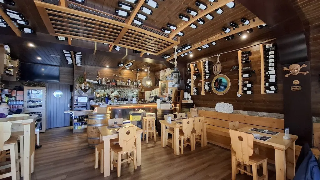 Restaurante La Bayonnaise 1803_Fisterra_slider_image_3