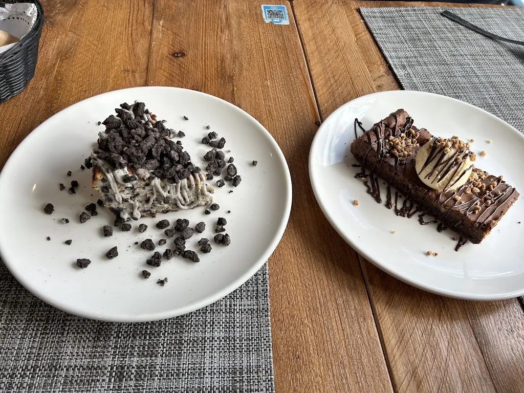 Manuela Rodríguez Cabrilla_Restaurante DosPuñados_Don Benito_review