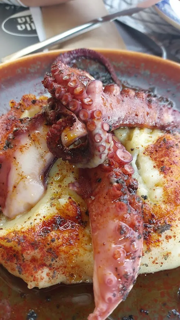 Mesón Arco da Vella_Fisterra_slider_image_2