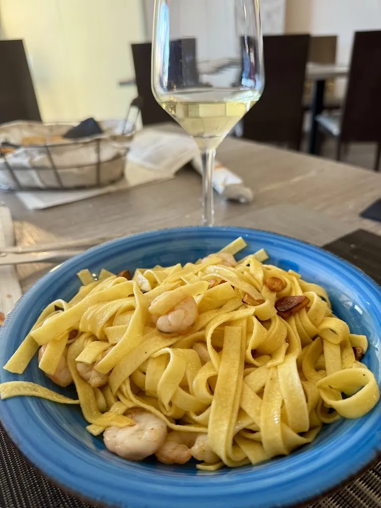 Juanma & Andrea_Restaurante Fontana di Trevi Don Benito_Don Benito_review