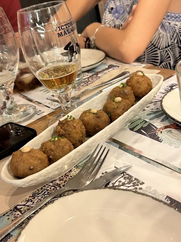 Santi Jackson_Bar restaurante Polo Opuesto_Don Benito_review