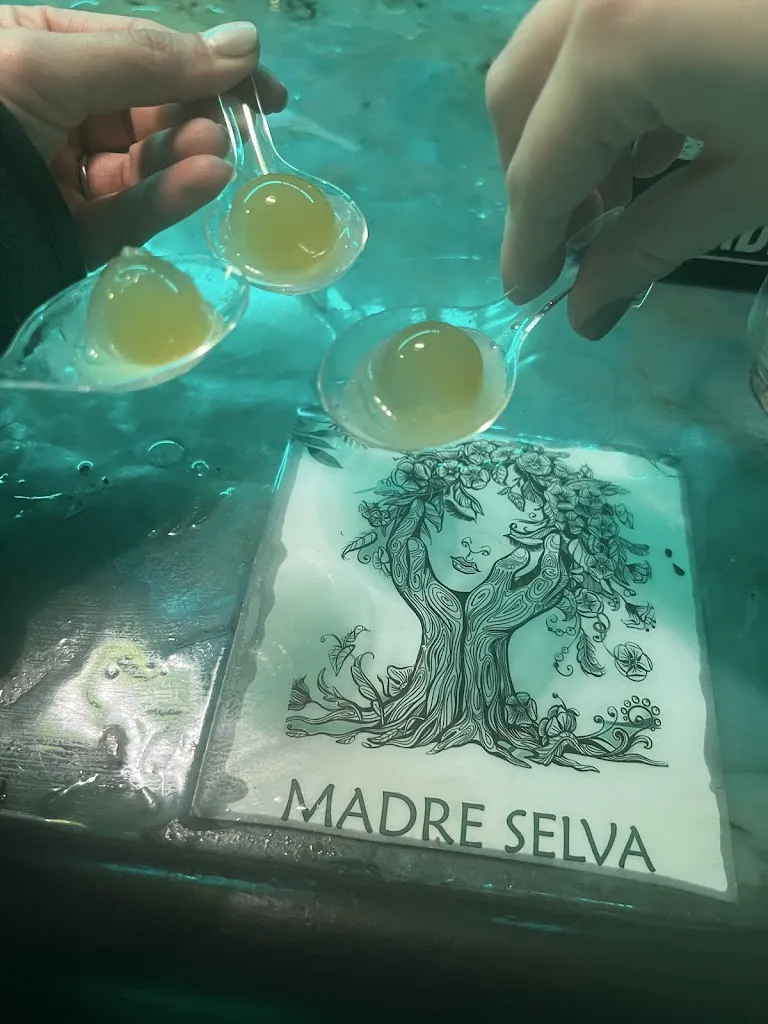 Laura Martínez Casado_Bar Madre Selva_Don Benito_review