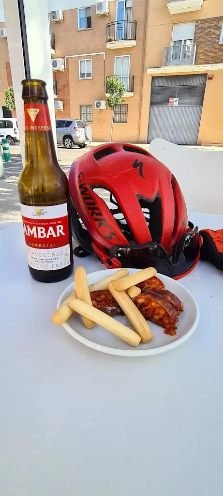 Javier Nieto_Café Bar Amanecer_Don Benito_review