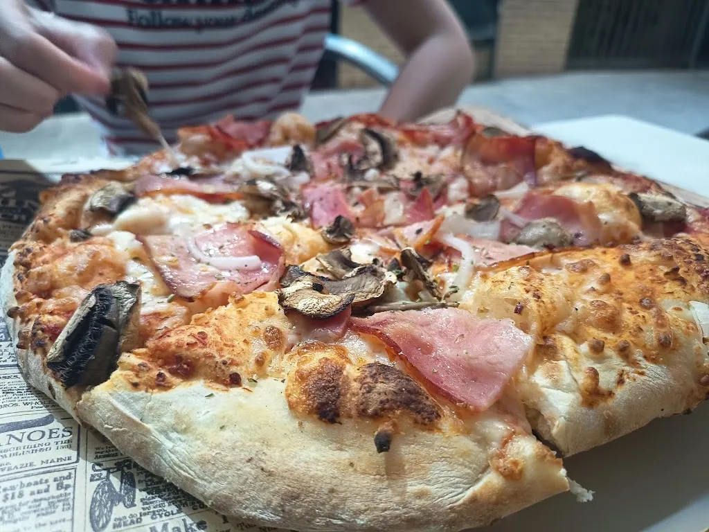 David Palomino Capuchino_HOTTHIS FOOD_Don Benito_review