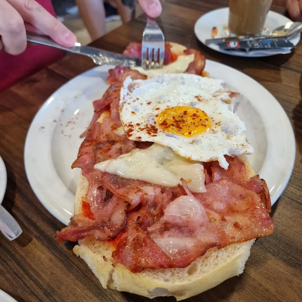 Bar - Restaurante El Perdigón_Don Benito_slider_image_2