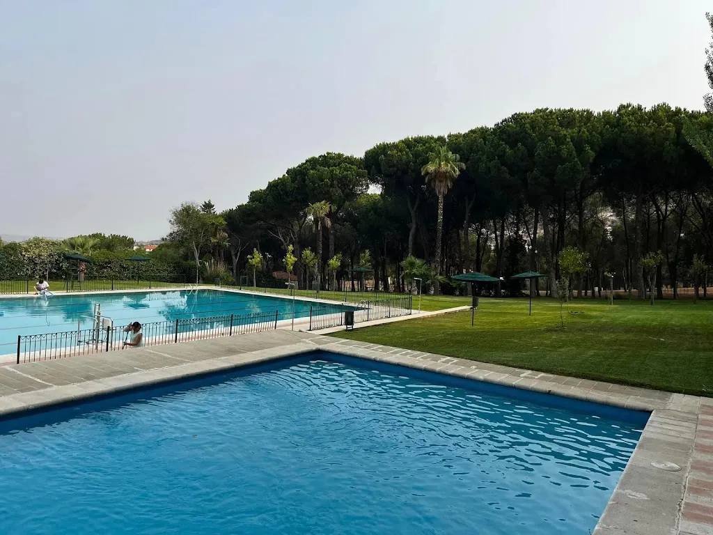 Piscina Municipal de Hornachos restaurant in Hornachos