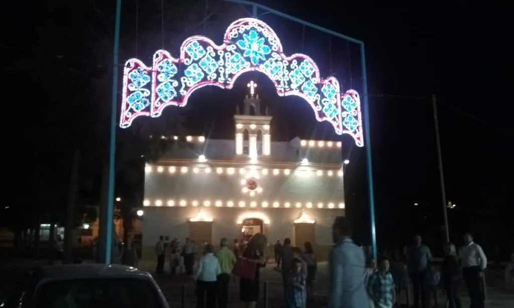 Piscina Municipal de Hornachos_Hornachos_slider_image_3