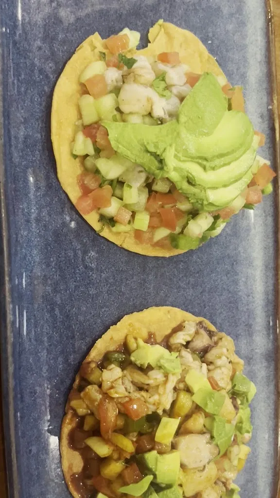 ana gonzalez_Lapa Lapa Seafood & Drinks_Lapa La_review