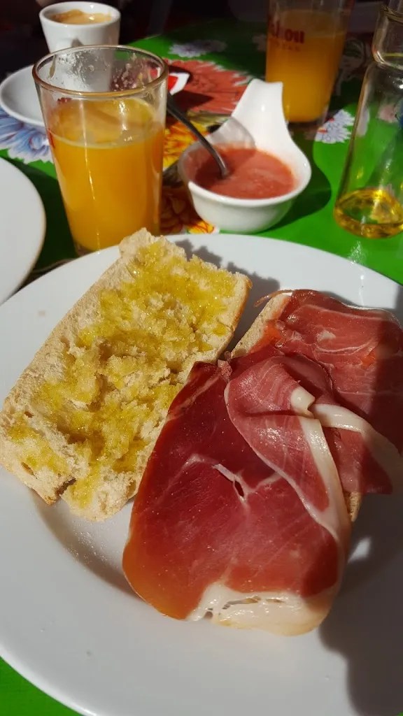 Fiona Z_La Buga del Lobo_Lobón_review