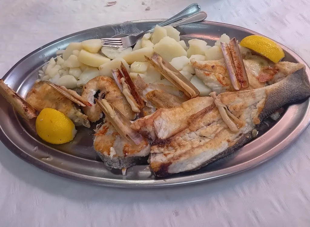 Menu_Restaurante Os Tres Golpes_Fisterra_image_7