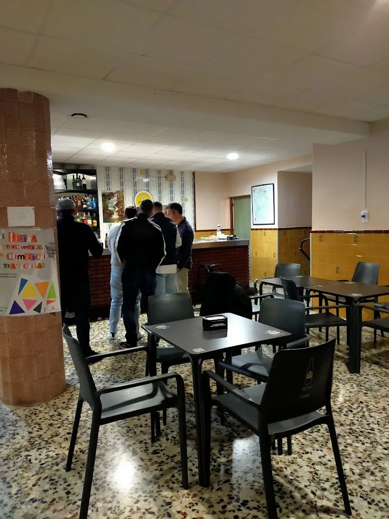 Bar Los Cazadores_Malcocinado_slider_image_3