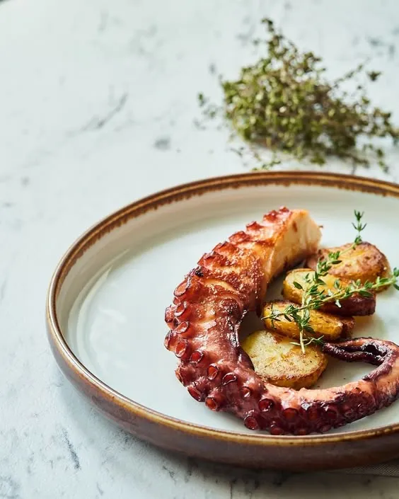 Restaurante Buena Vista_Malcocinado_slider_image_3