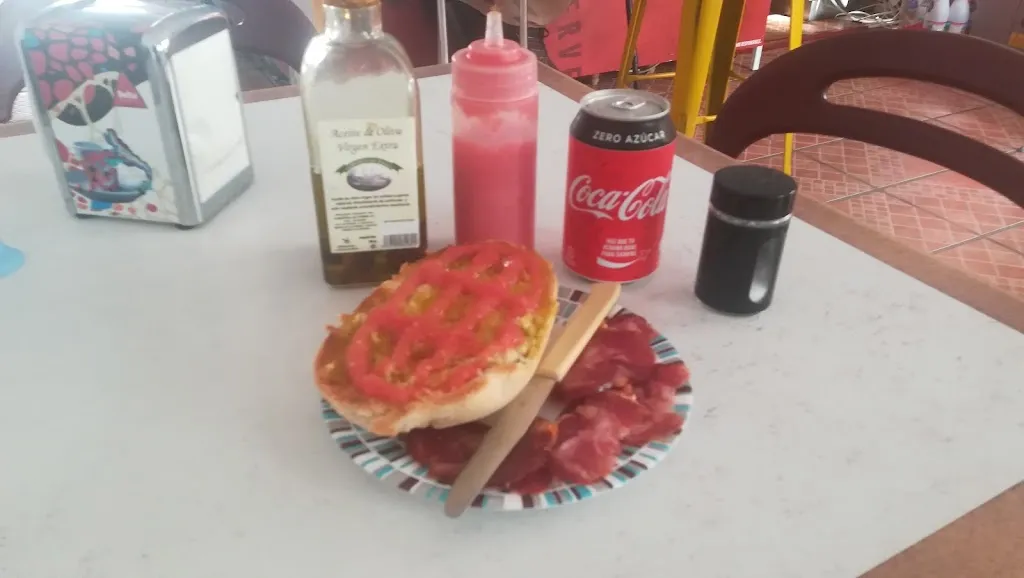 Menu_bar MijiNA_Medina de las Torres_image_9