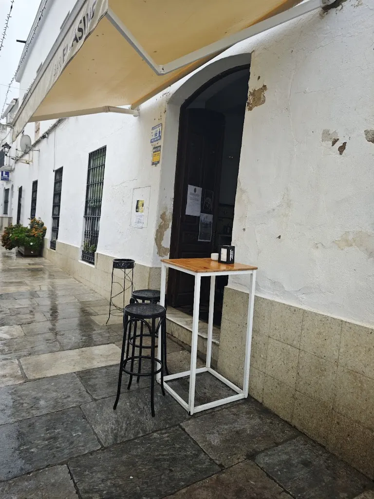 Philipp Vogt_Bar El Casino_Medina de las Torres_review