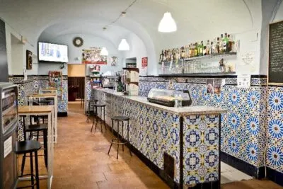 Bar El Casino restaurant in Medina de las Torres