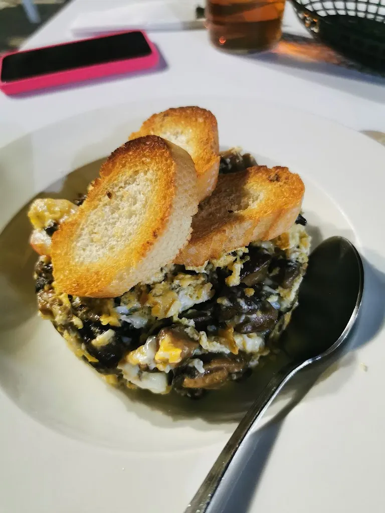 JESUS MANUEL GUISADO CORTES_Restaurante Casa Víctor_Monterrubio de la Serena_review