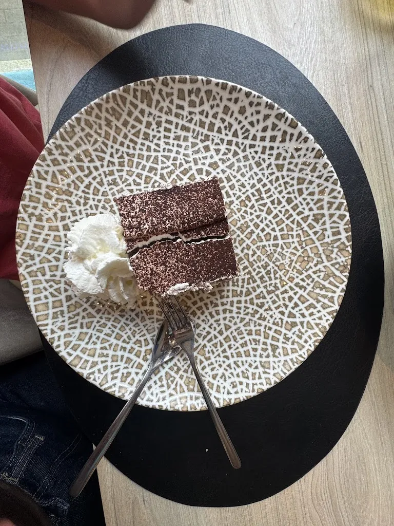 saeedeh khazaei_La Fontana_Fisterra_Bewertung