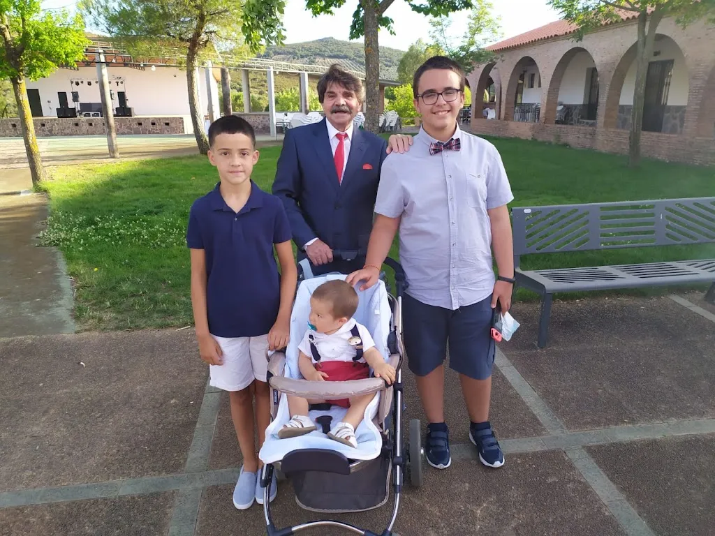 Silvia canseco martin_RECINTO DE SAN ISIDRO._Monterrubio de la Serena_review