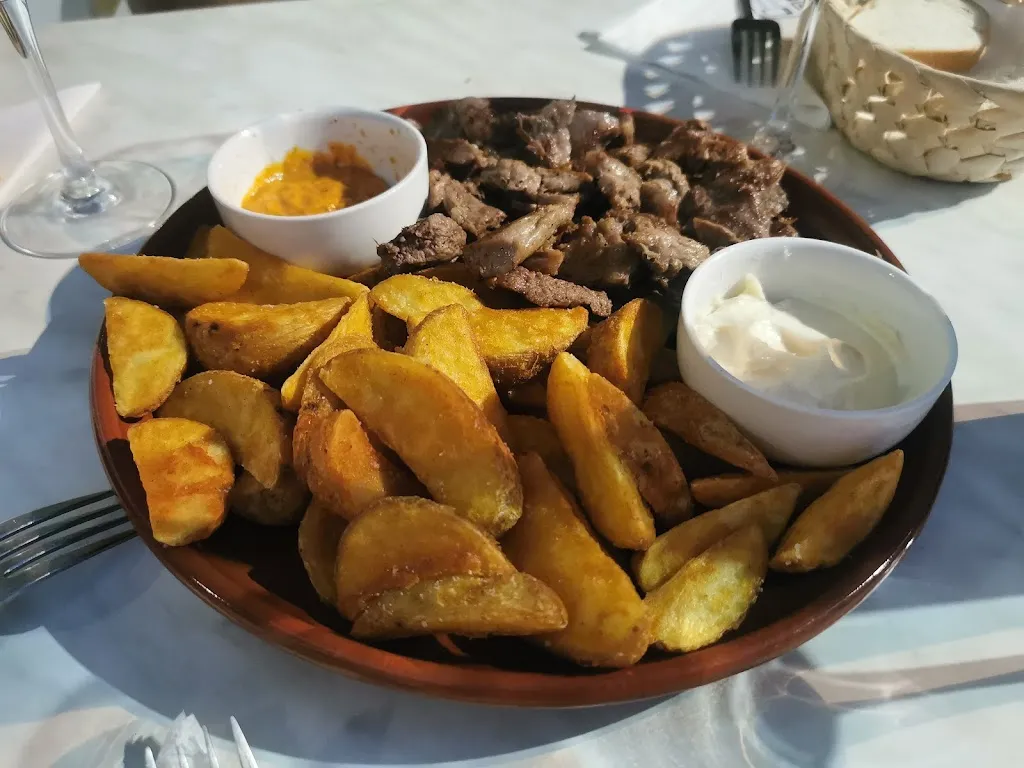 Raúl Partido Figueroa_Restaurante Bar La Piscina_Monterrubio de la Serena_review