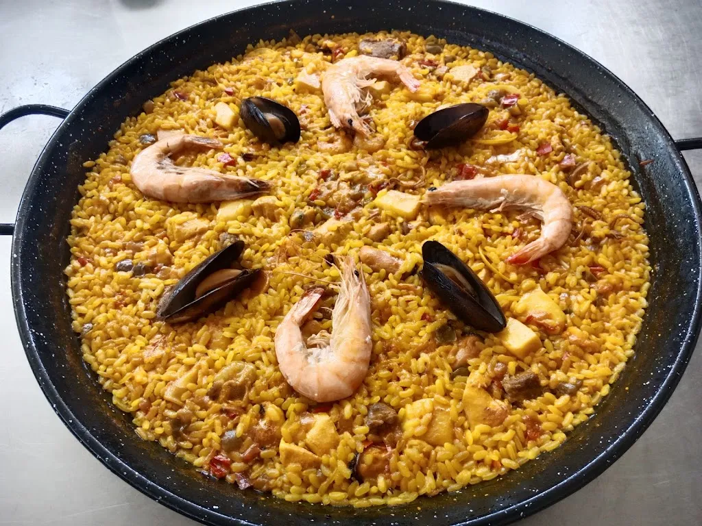 Restaurante Bar La Piscina restaurant in Monterrubio de la Serena