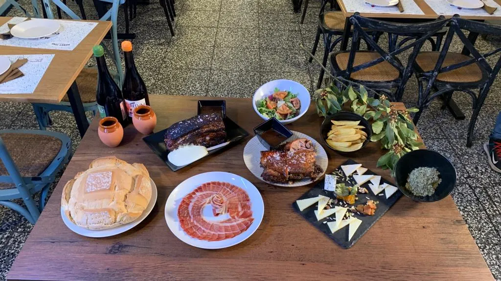 Honky Tonk taberna extremeña_Montemolín_slider_image_2