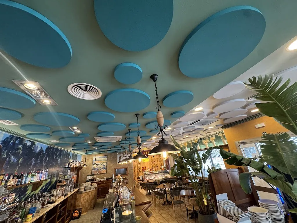 Restaurante Puerta del Sol restaurant in Montemolín