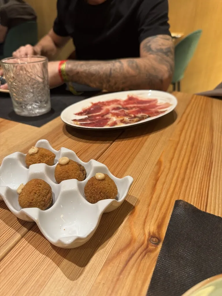 Angel De Coro Piquer_Abarka Restaurante_Monesterio_review