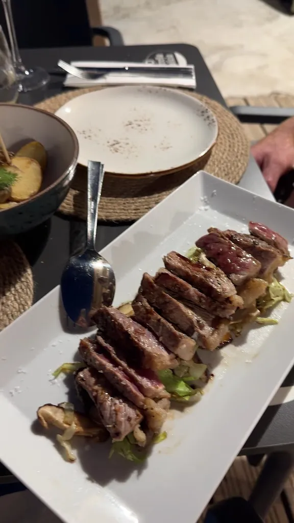 A Fonte do Raposo_Fisterra_slider_image_2