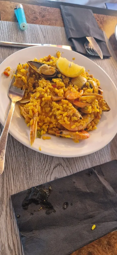 Brendajudith judith Cabrera Obando_Bar Restaurante La piscina & Terraza Level_Navalvillar de Pela_review