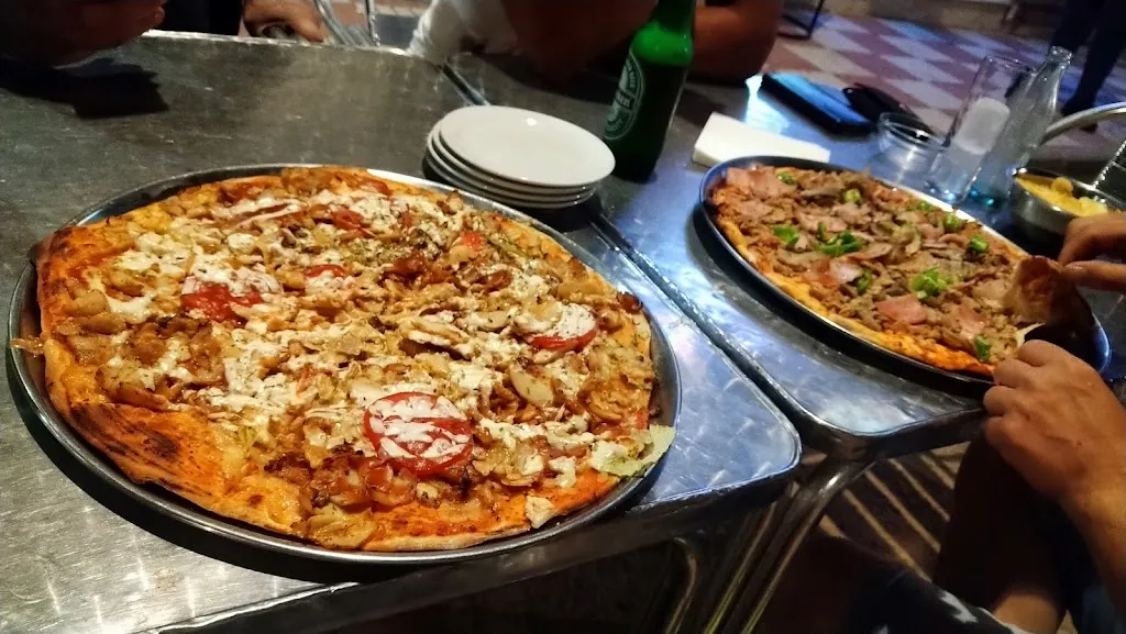 Restaurante Bocapizza_Navalvillar de Pela_slider_image_2