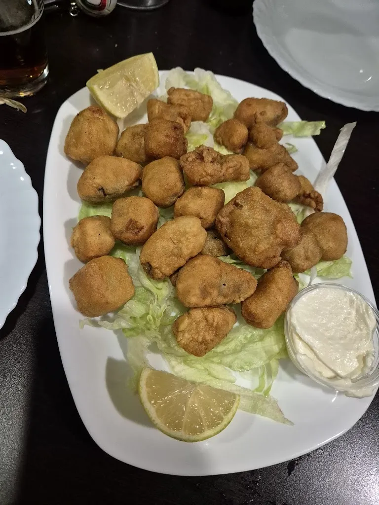 Alexander Cárdenas_Bar Avenida_Navalvillar de Pela_recensione