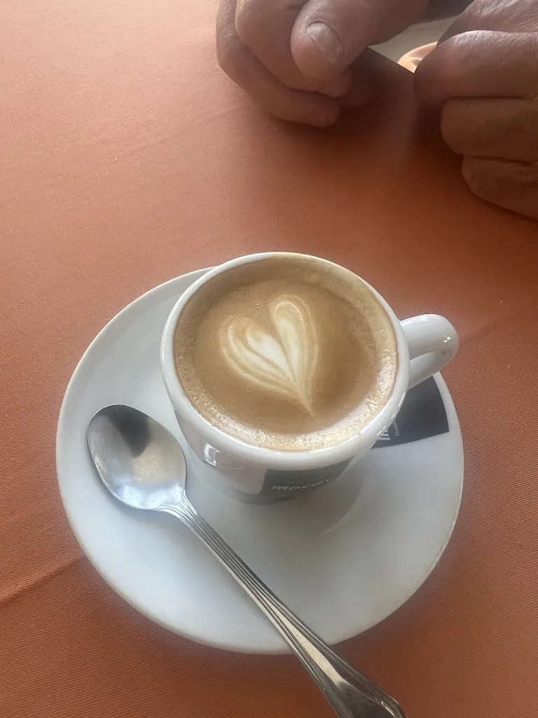 Nico Schinco_Bar restaurante Alara_Fisterra_recensione