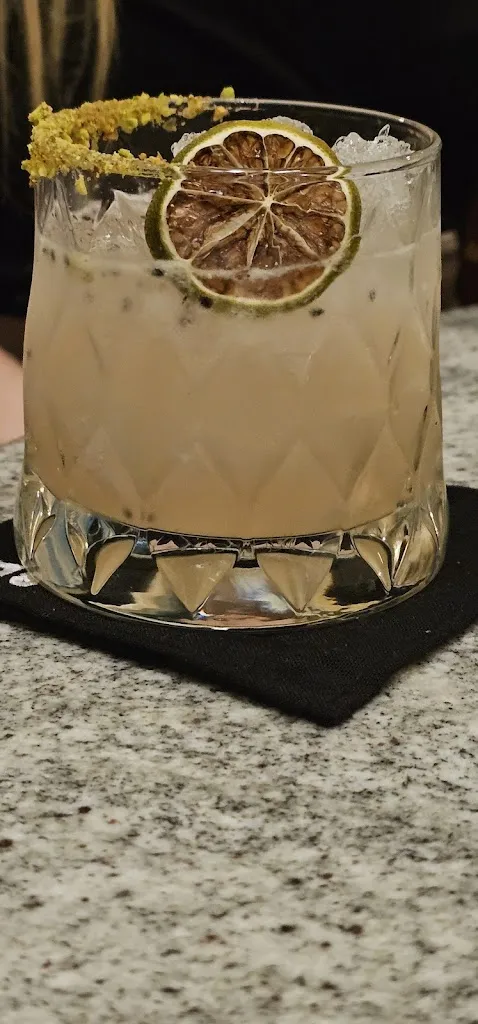 Jamie Garza_Ariadna Mérida_Mérida_review