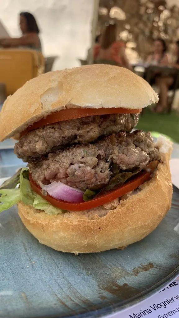 Shirin Montebare_A de Arco_Mérida_recensione