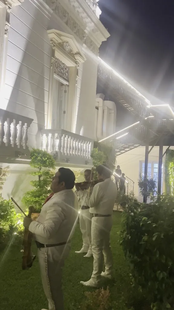 Lizeth_Yerba Santa Mérida_Mérida_review