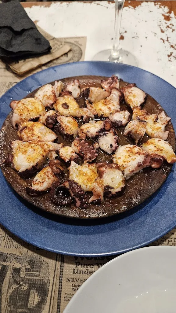 Jarosław Szumega_A Loira_Fisterra_review