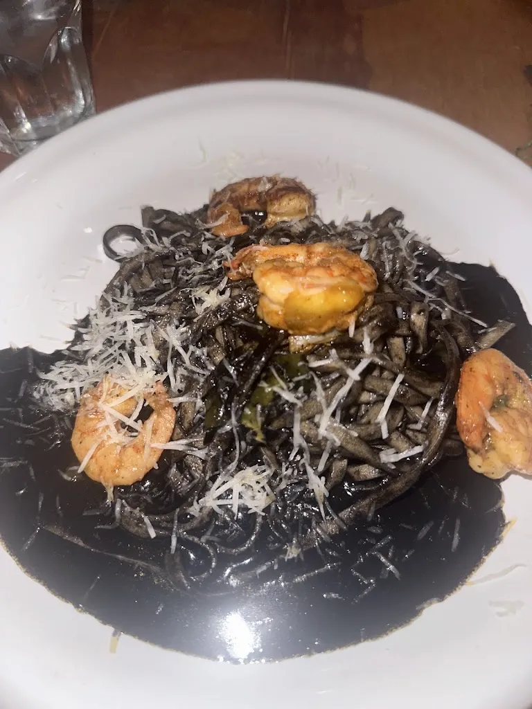 Noa Zyss_CARBONI MÉRIDA Ristorante_Mérida_recensione