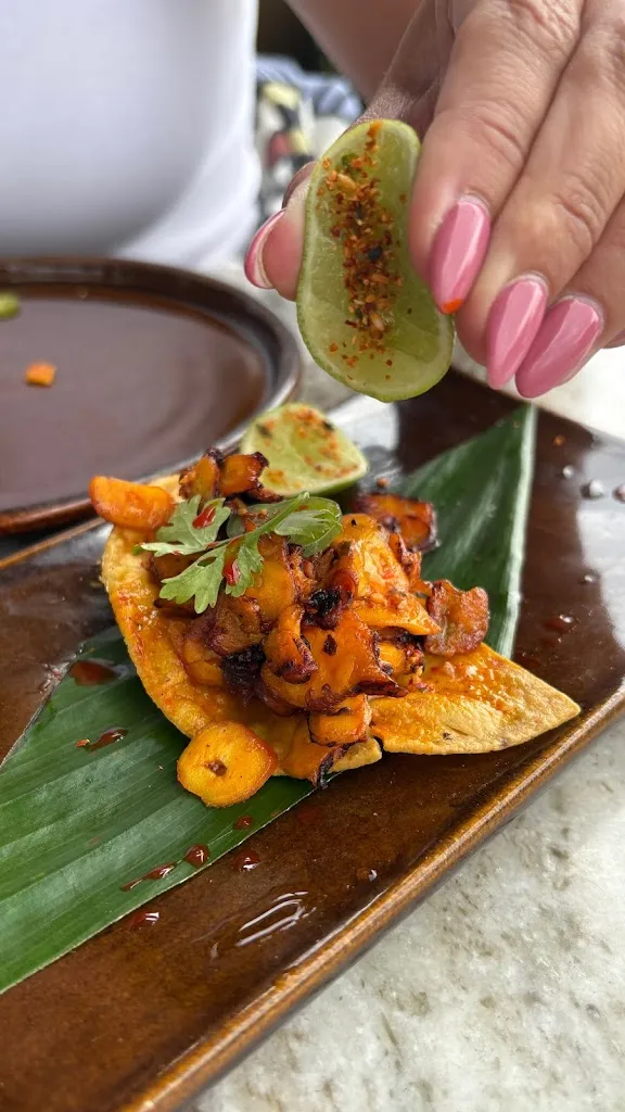 Francisca Calado_MAL DE OJO ROOFTOP MEDELLIN_Medellín_review