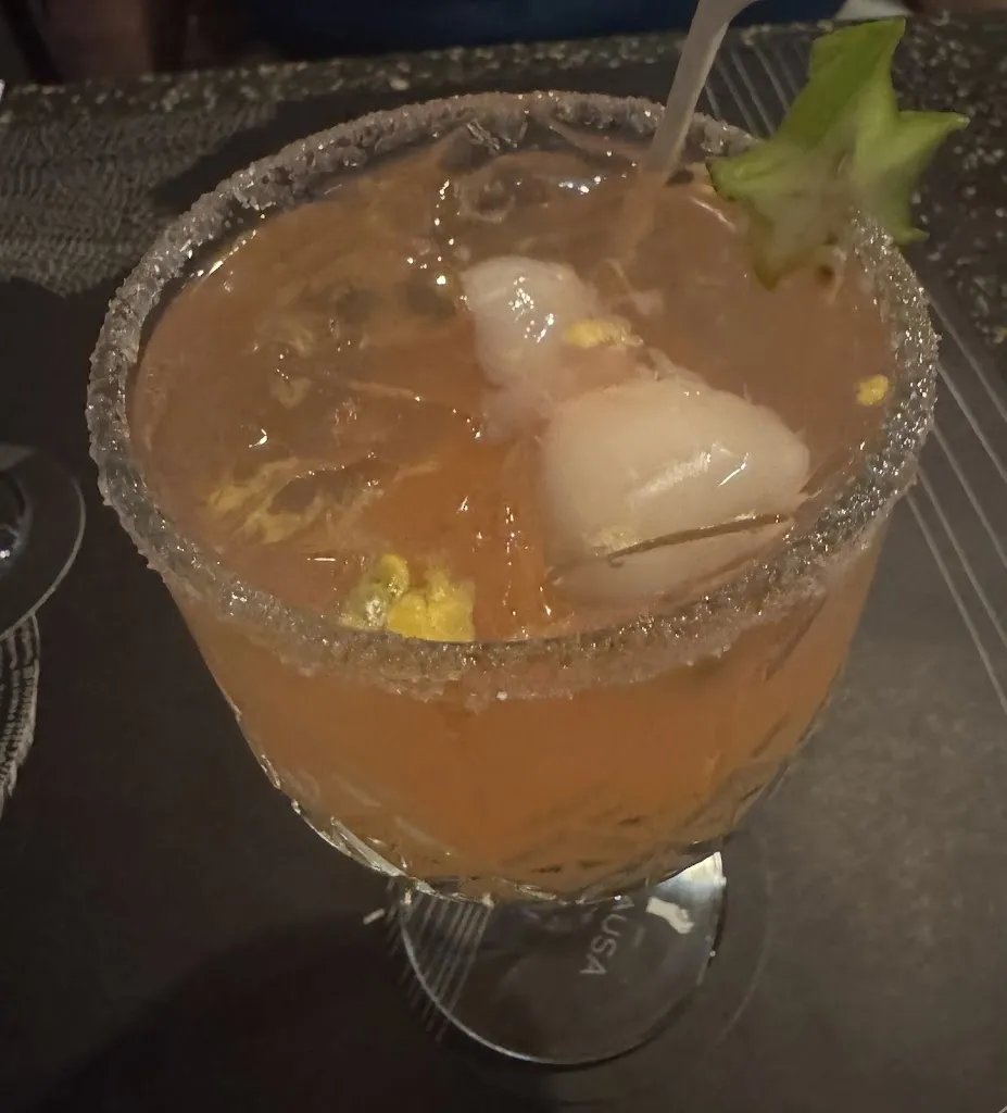 Jimmy De Reyck_La Causa_Medellín_review